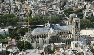 Pariser Kathedrale Notre-Dame erhält im Herbst neue Fenster