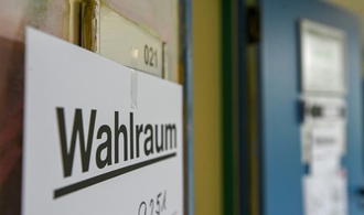 Landeswahlausschuss: 17 Parteien treten mit Listen bei Wahl in Berlin an