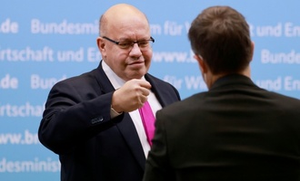 Ex-Minister Altmaier ''betroffen und wütend'' über Merz' Umgang mit Schnieder