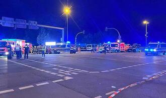 Auto fährt bei Berliner CSD in Menschenmenge - Mehrere Verletzte