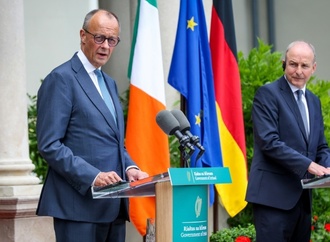 Merz fordert ''zwingend'' hunderte Milliarden Euro Einsparungen beim EU-Haushalt