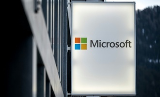 Microsoft profitiert von KI-Investitionen - Instagram-Mutter Meta schwächelt