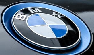 Gewinn von BMW bricht im zweiten Quartal um ein Drittel ein