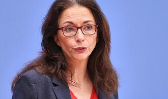 Fahimi fürchtet ''Prekarisierung junger Beschäftigter''