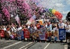 Demonstration zu Christopher Street Day in Hamburg begonnen