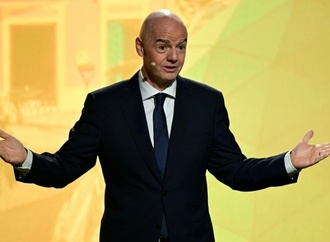 Fifa-Chef Infantino trotz Investoren-Rückziehers weiter massiv unter Druck
