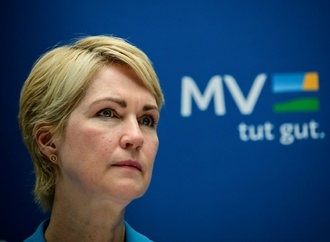 Debatte um abschlagsfreie Rente: Schwesig teilt Kritik an Abschaffung