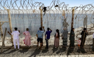 Schwerdtner: Merz tappt bei Ceuta-Krise ''in Falle der Ultrarechten''