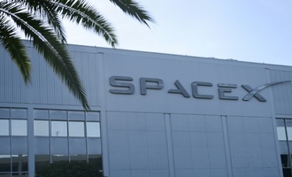 SpaceX schreibt rote Zahlen: Raumfahrtkonzern enttäuscht nach Rekordbörsengang