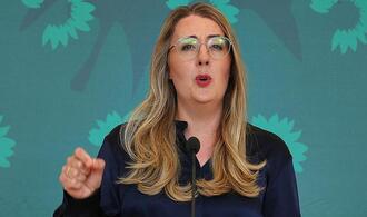 9.600 Hitztetote: Dröge kritisiert Schweigen des Kanzlers