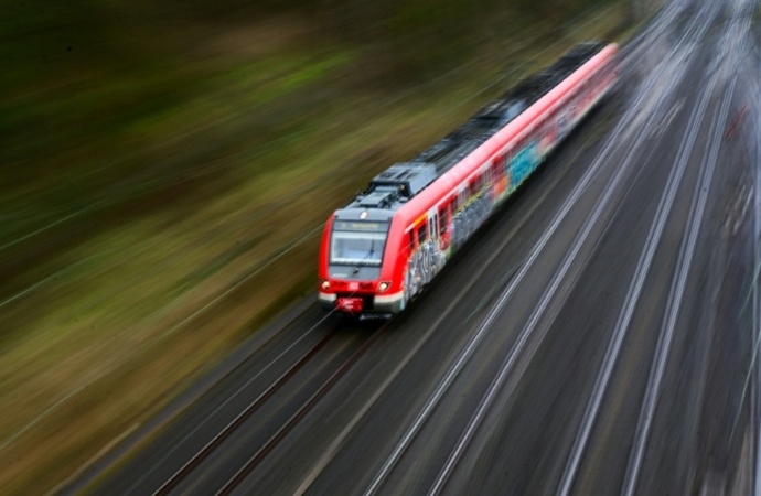 Höhere Trassenpreise: Länder drohen mit Klage