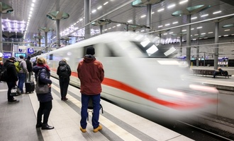 Bericht: Trotz Sanierung nur jeder vierte Zug zwischen Hamburg und Berlin pünktlich