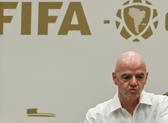 Uefa und zwei weitere Fußballdachverbände erhöhen mit Brief Druck auf Infantino