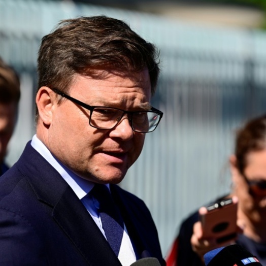 Umweltminister Schneider gegen Vertiefung von Flüssen wegen Niedrigwassers