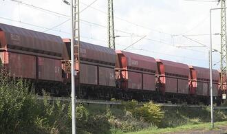 DB Cargo reaktiviert alte Güterwagen wegen Niedrigwasser