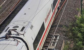 Bahn hielt 800.000 Wasserpackungen für Hitzenotfälle bereit