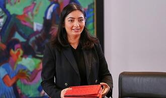 Alabali Radovan will in Indonesien für Energie-Kooperationen werben