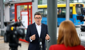Britischer Premier bestätigt Nachrichten-Austausch mit falscher US-Stabschefin