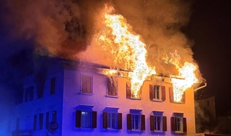 Fünf Vermisste und 19 Verletzte nach zwei Bränden in Wohngebäuden in der Schweiz