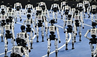 Humanoide Roboter brechen bei Weltmeisterschaften in China menschliche Rekorde