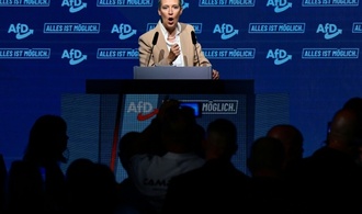 AfD-Chefin Weidel will aus Euro aussteigen und Deutschlands Grenzen ''zumachen''