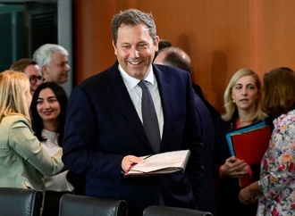 SPD-Präsidium verteidigt vor Kabinettsklausur Sondervermögen gegen Kritik