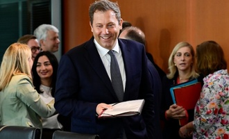 SPD-Präsidium erteilt ''zukunftsfeindlicher'' Sparpolitik vor Kabinettsklausur eine Absage