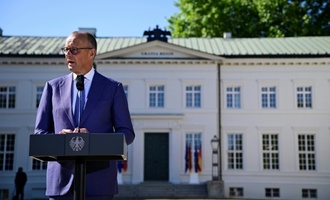 Kanzler ruft trotz wirtschaftlicher Probleme zur Zuversicht auf