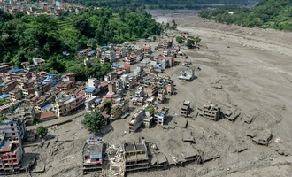 Verheerende Sturzflut: Mehr als 1300 Menschen in Nepal und Tibet vermisst