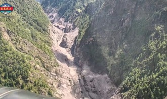 Überflutungsrisiko behindert Rettungseinsätze nach Sturzflut in Nepal und Tibet