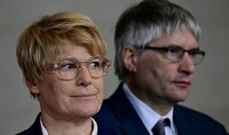 Halbleere Gasspeicher: Wirtschaftsweise Grimm sieht noch keinen Handlungsbedarf