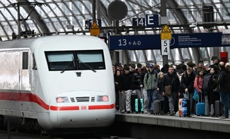 ''Bild am Sonntag'': Bahn investiert 210 Millionen Euro in ''XXL-Waschprogramm''