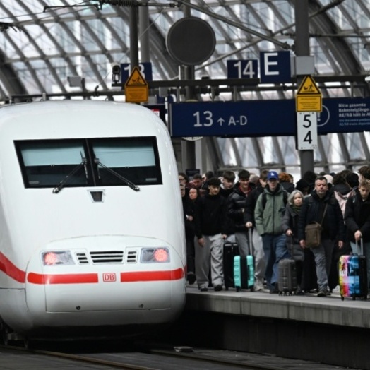 ''Bild am Sonntag'': Bahn investiert 210 Millionen Euro in ''XXL-Waschprogramm''