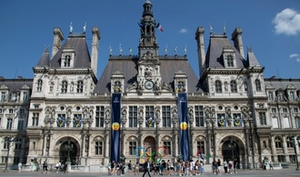 Missbrauchsprozess gegen Kinderbetreuer hat in Paris begonnen