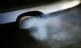 Umwelthilfe: Politikerinnen und Politiker nutzen wieder stärker Verbrenner-Autos