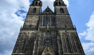 Tausend Jahre nach Tod von Otto dem Großen: Gebeine in Magdeburger Dom beigesetzt