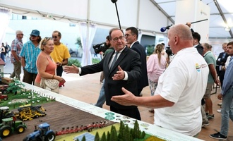 Frankreichs Ex-Präsident Hollande bereitet erneute Kandidatur vor
