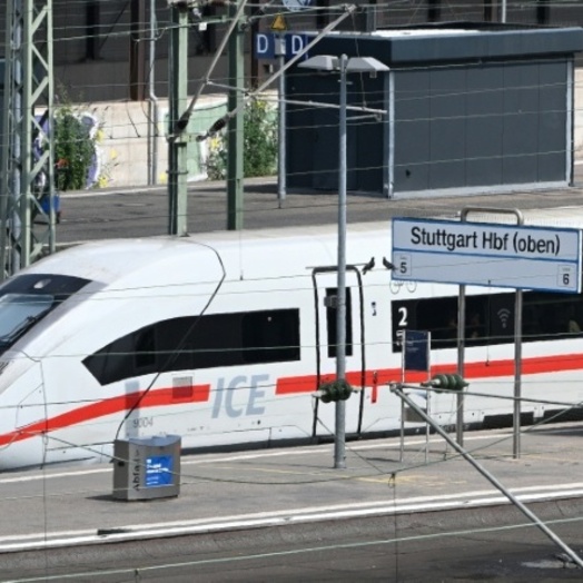 Pünktlichkeit im DB-Fernverkehr im August kaum verbessert