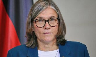 Vizechefin des VW-Aufsichtsrats zweifelt an Sparzielen