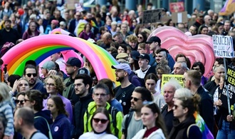 Vor der Wahl: Mehrere tausend Teilnehmer feiern Demokratiefest in Magdeburg