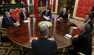 Weißes Haus: US-Gesandte und Putin erörterten ''konkrete Pläne'' zur Beendigung des Kriegs