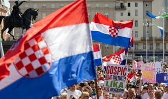 Kroatien: Zehntausende gehen wegen illegaler Giftmülldeponie auf die Straße