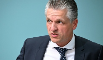 ''Falsche Schlussfolgerungen'': Frei warnt SPD vor Aufschnüren des Rentenpakets