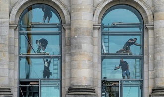 Opposition im Bundestag wirft Koalition ruinöse Schuldenmacherei vor