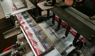 Belgischer Zoll hebt illegale Fabrik mit 4,5 Millionen Zigaretten aus