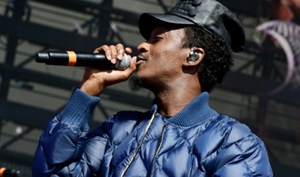 Rapper K'naan vom Vorwurf sexueller Gewalt freigesprochen