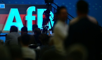 Debatte über Umgang mit AfD nach Sieg in Sachsen-Anhalt hält an