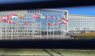 Joschka Fischer erwartet Ende der Nato