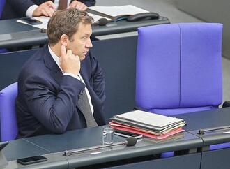 Frei: Klingbeils Finanzplanung nicht in Stein gemeißelt