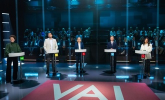 Enges Rennen zwischen Mitte-Rechts-Bündnis und Linken bei Wahl in Schweden erwartet